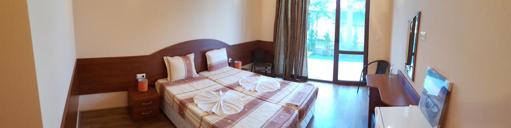 Hotel Vega Kranevo Luaran gambar